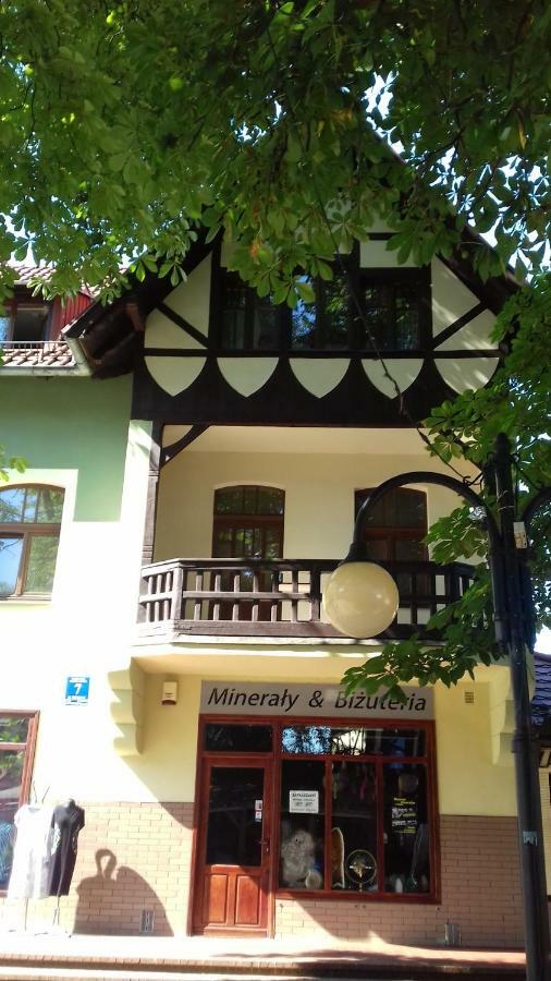 Bialy Apartament โปลานิซา-สดรอยจ์ ภายนอก รูปภาพ